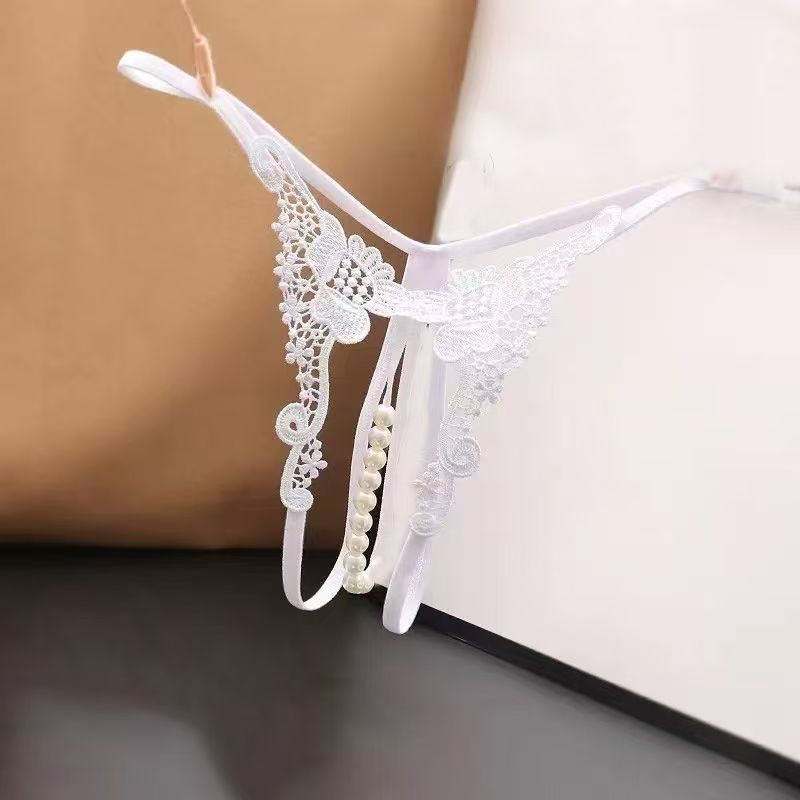 Women’s Embroidered Lace Pearl Detail Panties